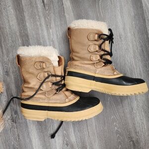 Sorel Boots Women Size 7